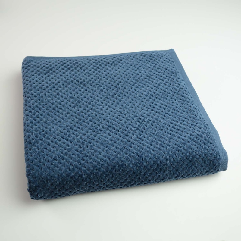 Рушник банний махровий однотонний 70x140см Damask Преміум якості Жакардовий з велюром 550г/м2 GM Textile (Темно-Синій)